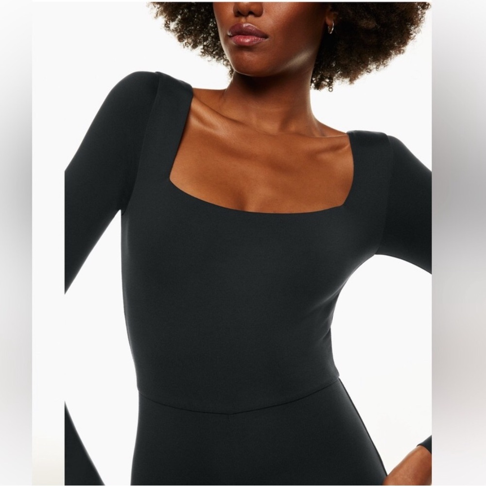 Babton contour romper - Picture 6 of 6
